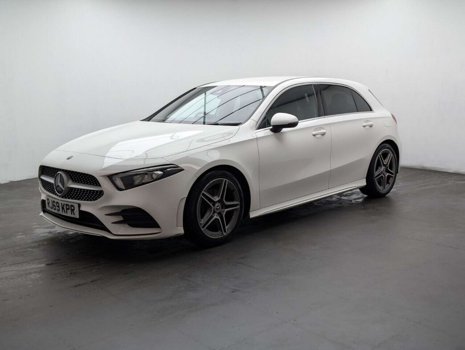 Used Mercedes-Benz A-Class 2019 for sale - 77713710: Photo 4