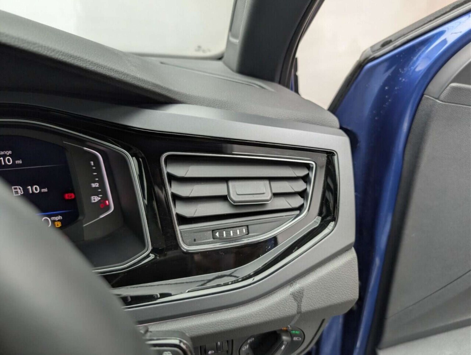 Used Volkswagen Polo 2022 for sale - 77714547: Photo 18