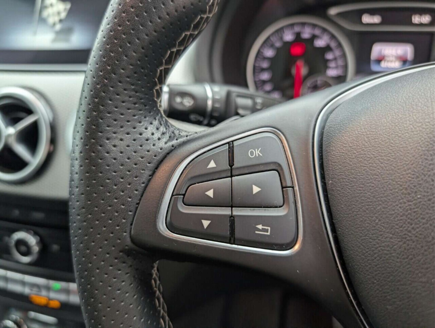 Used Mercedes-Benz B Class 2016 for sale - 77713205: Photo 19