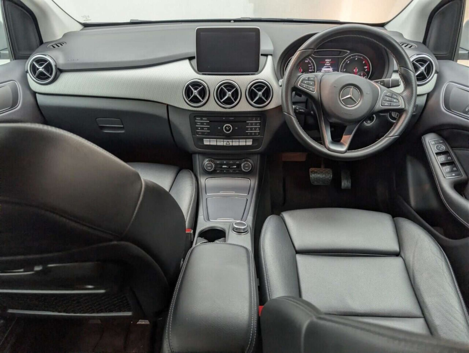 Used Mercedes-Benz B Class 2016 for sale - 77713205: Photo 24