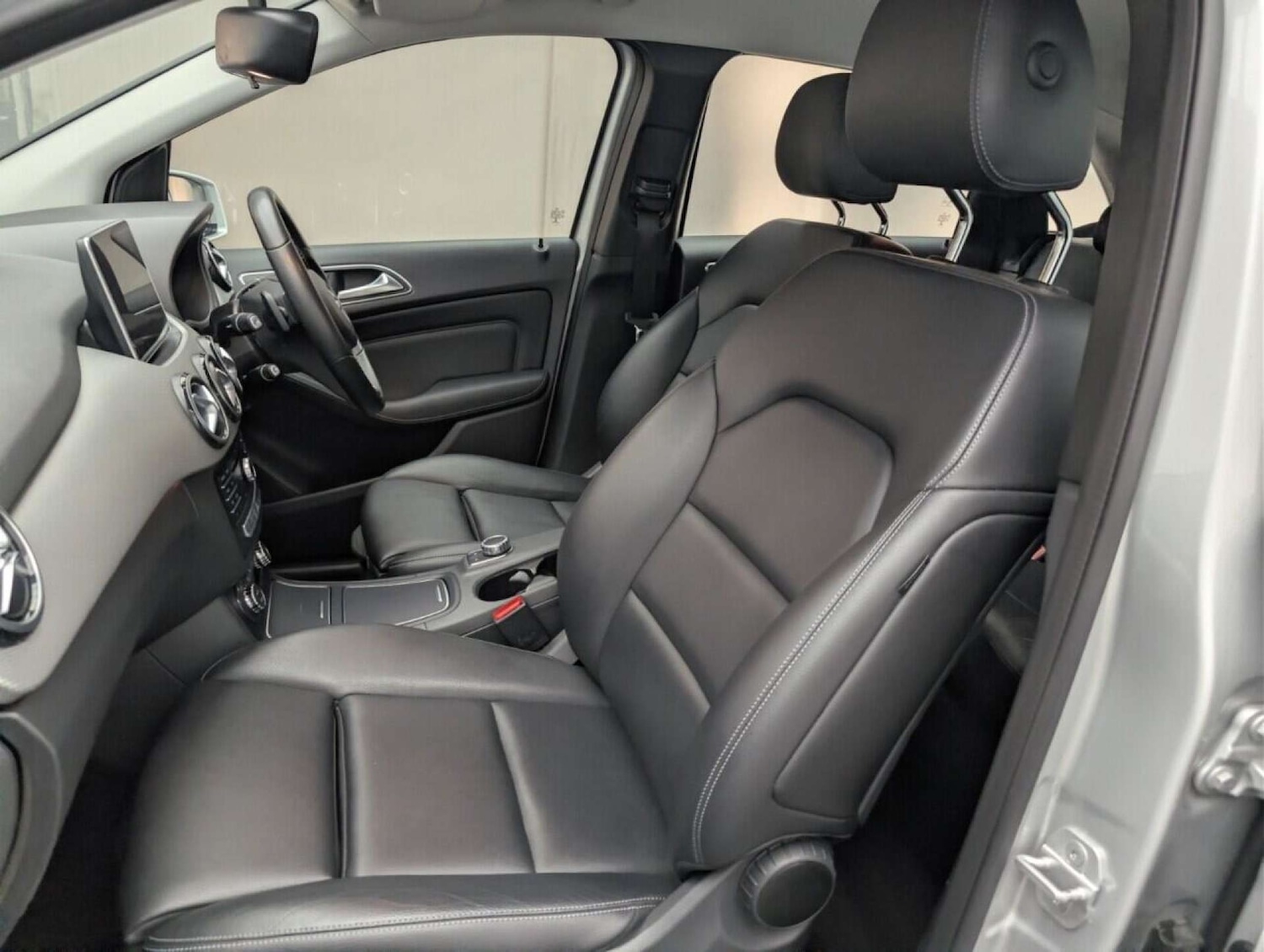 Used Mercedes-Benz B Class 2016 for sale - 77713205: Photo 28