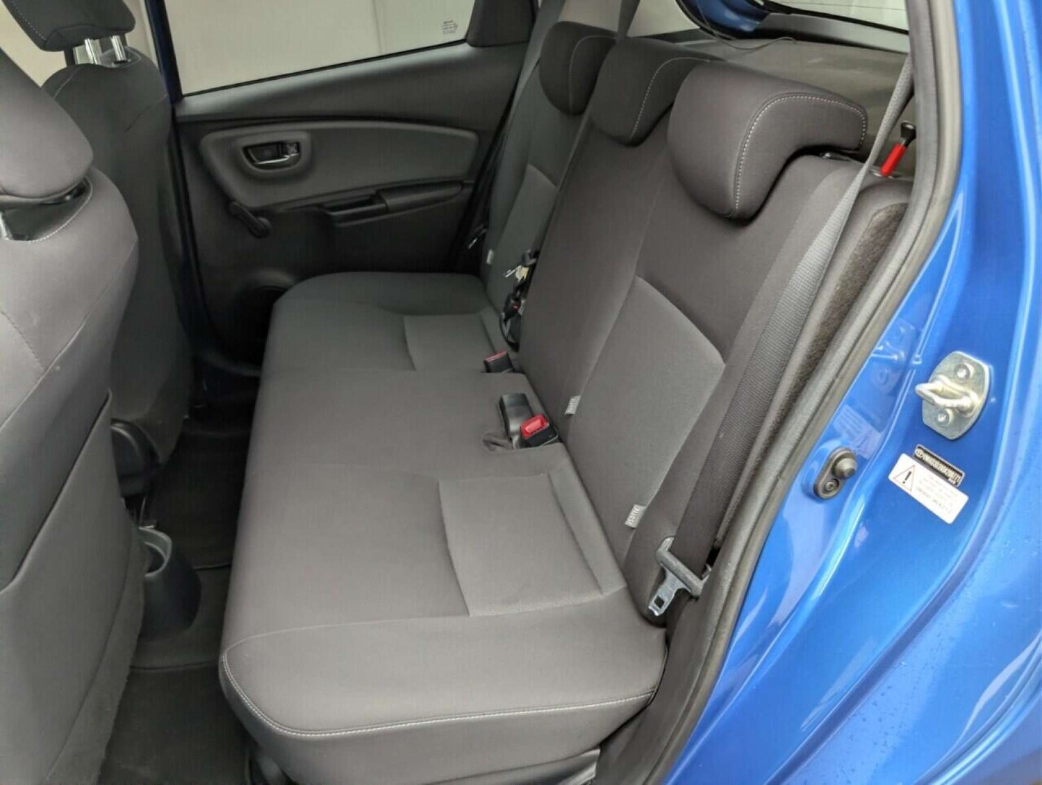 Used Toyota Yaris 2016 for sale - 77714016: Photo 25