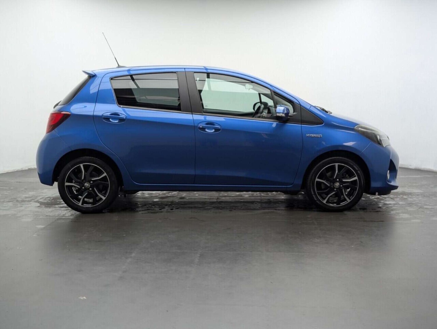 Used Toyota Yaris 2016 for sale - 77714016: Photo 9