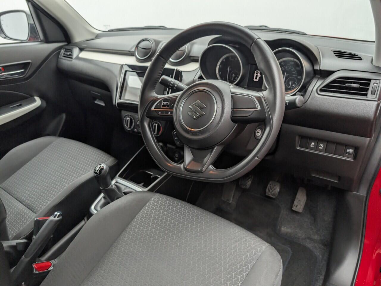 Used Suzuki Swift 2020 for sale - 76633686: Photo 11