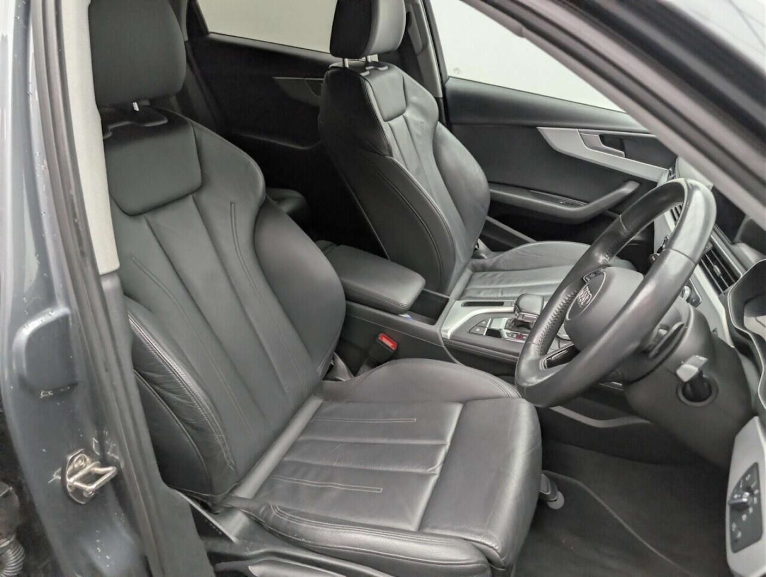 Used Audi A4 2019 for sale - 77713108: Photo 12