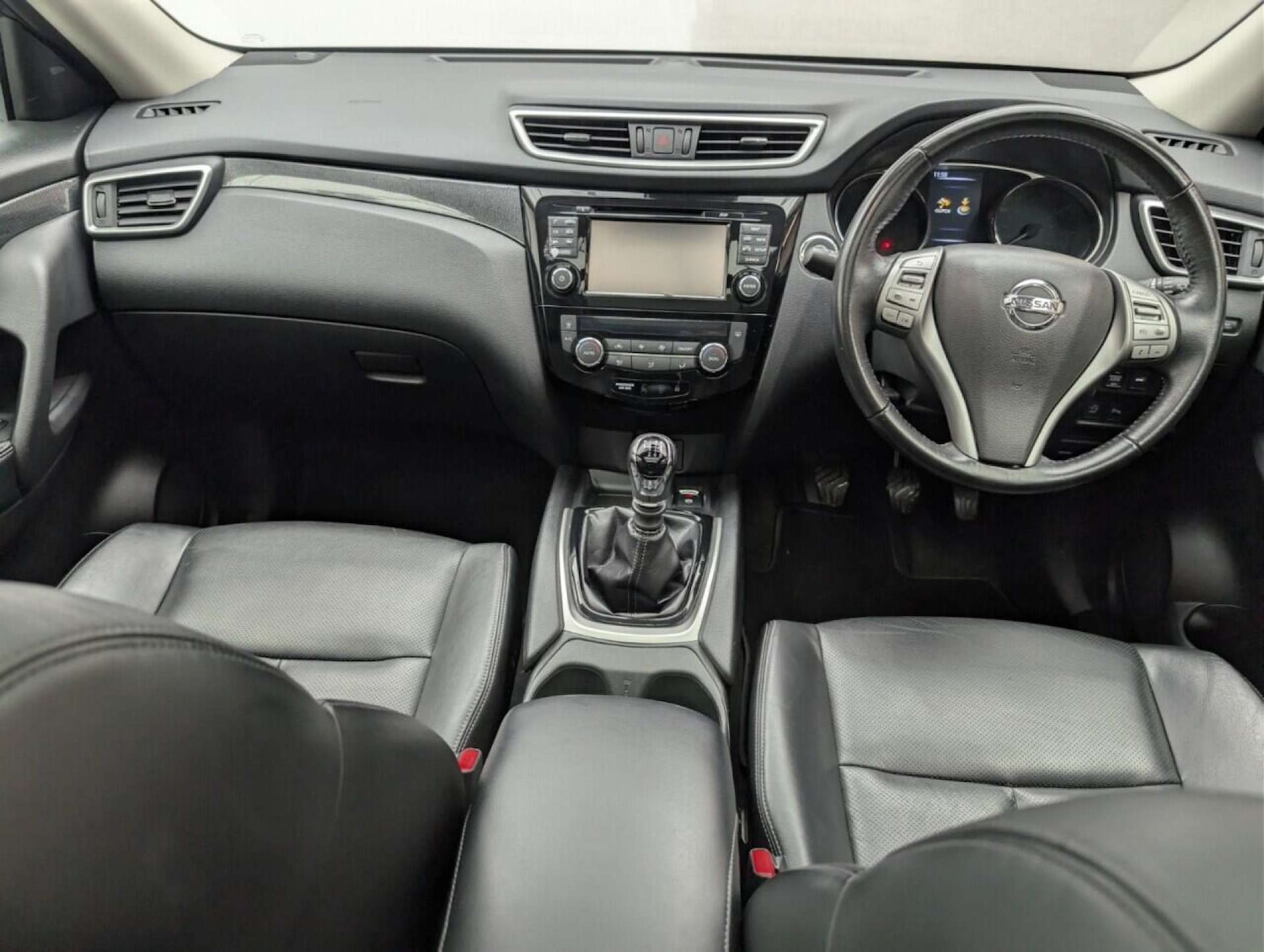 Used Nissan X-Trail 2015 for sale - 77714939: Photo 24