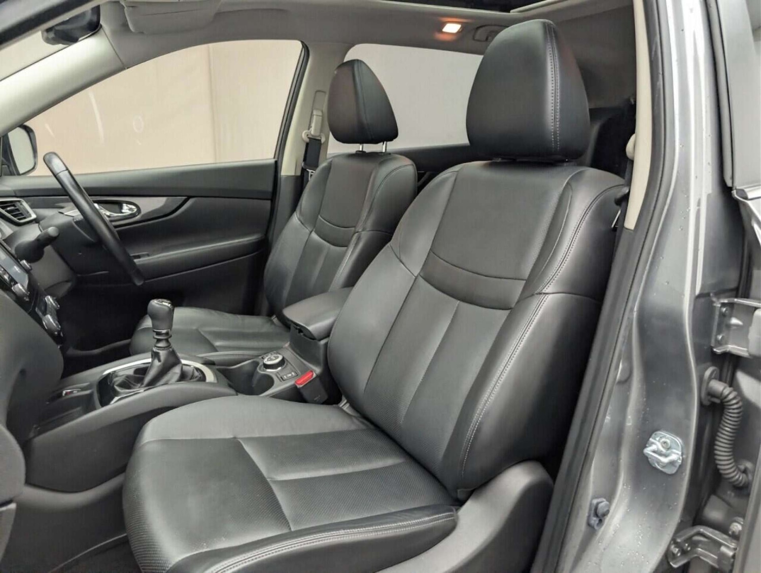 Used Nissan X-Trail 2015 for sale - 77714939: Photo 28