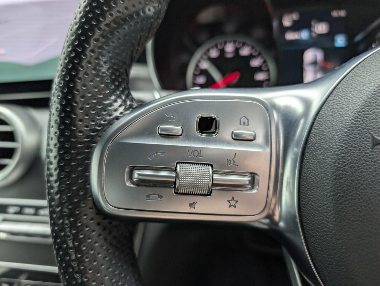 Used Mercedes-Benz C Class 2018 for sale - 77082019: Photo 33