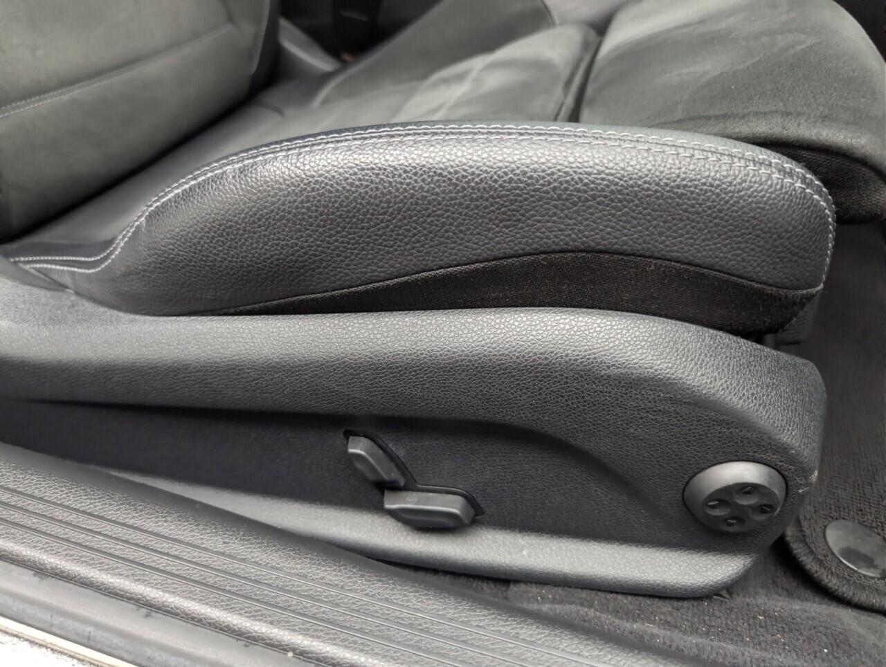 Used Mercedes-Benz C Class 2018 for sale - 77082019: Photo 37