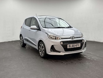 Used Hyundai i10 2018 for sale - 79346234: Photo