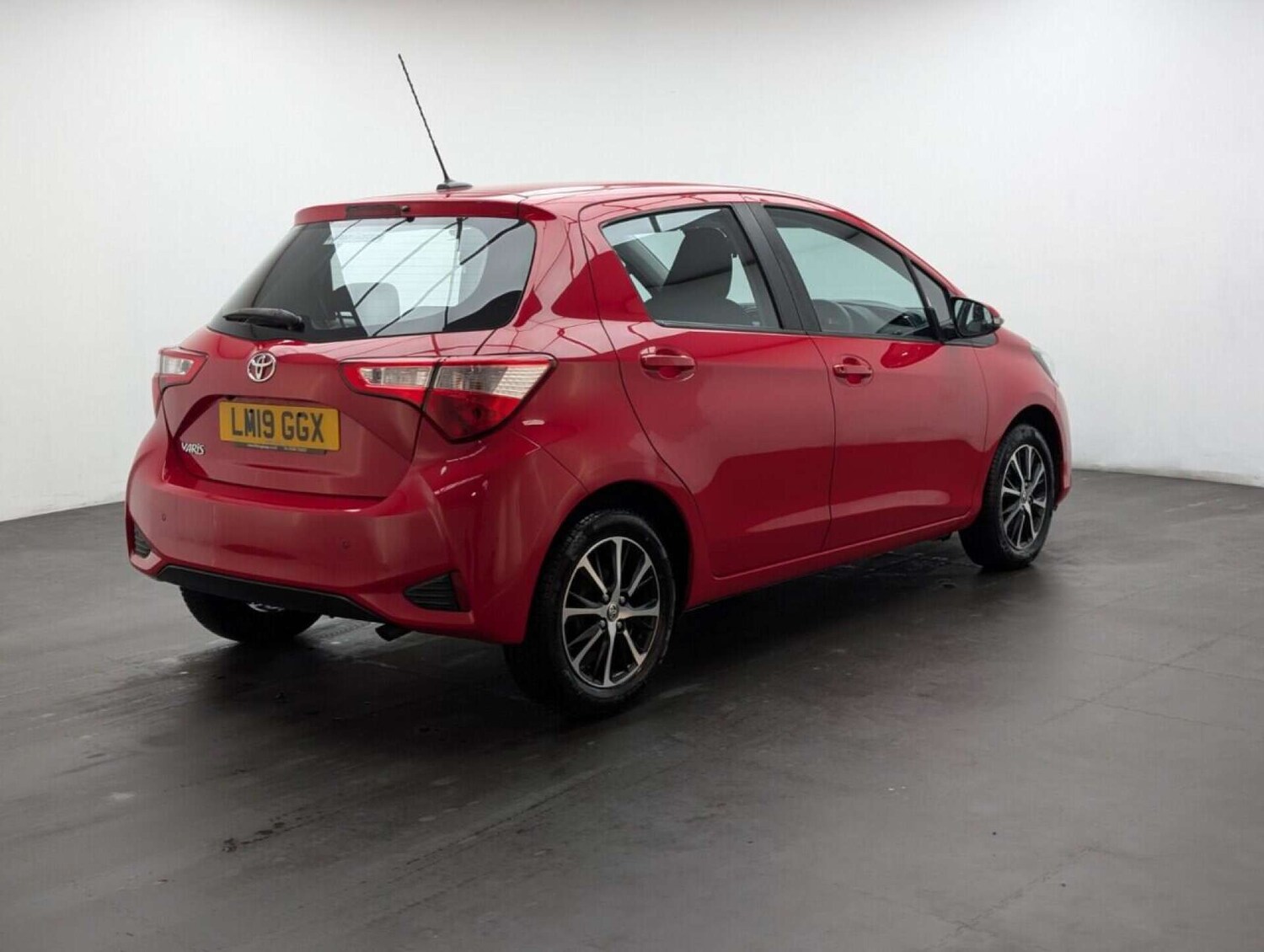 Used Toyota Yaris 2019 for sale - 77793051: Photo 8