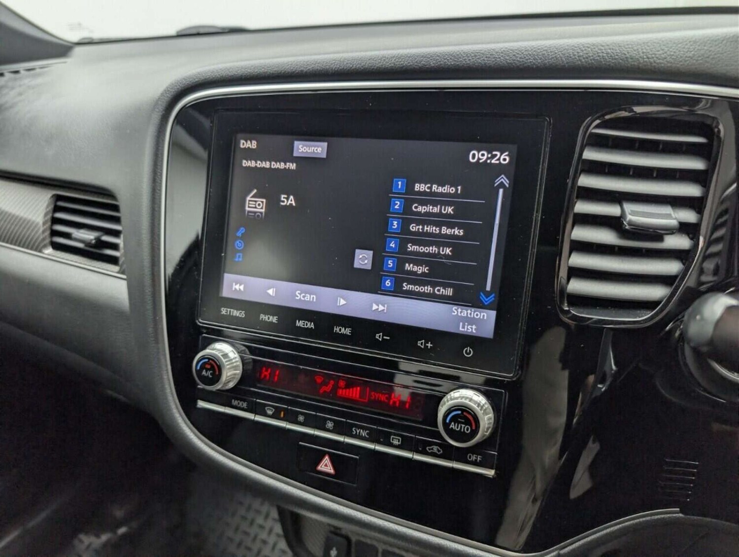 Used Mitsubishi Outlander 2020 for sale - 77713177: Photo 14