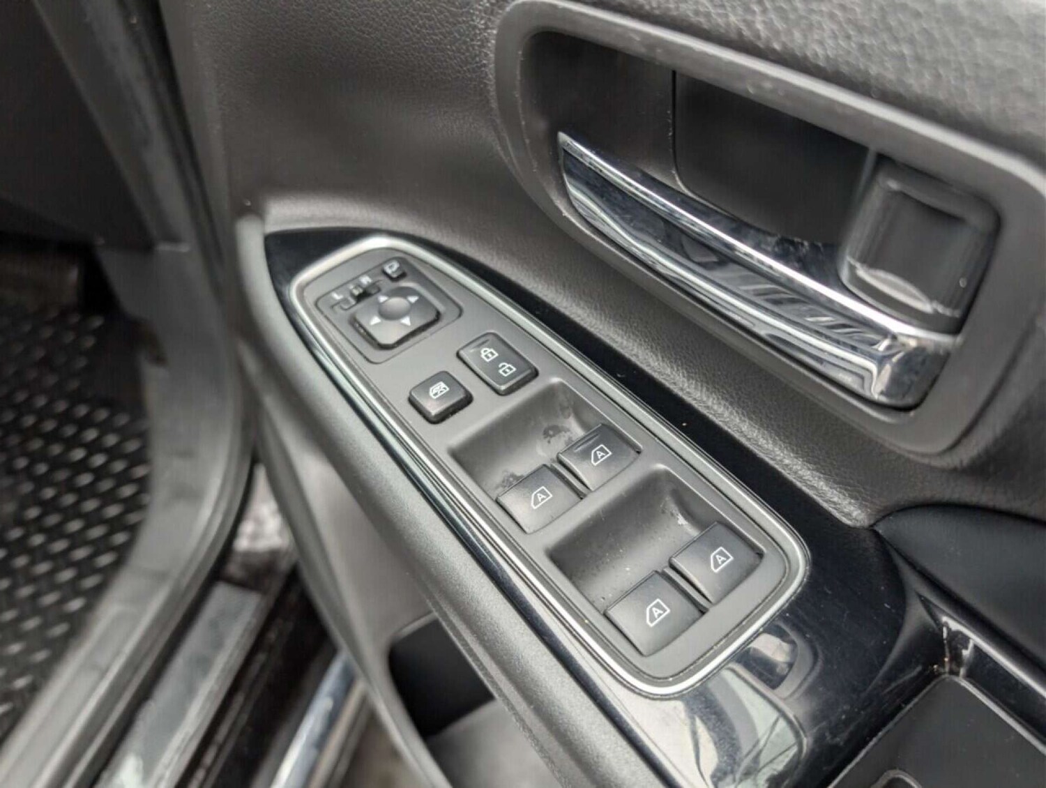 Used Mitsubishi Outlander 2020 for sale - 77713177: Photo 21