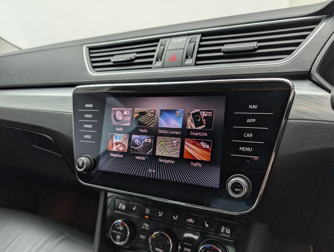 Used Skoda Superb 2020 for sale - 76759351: Photo 14