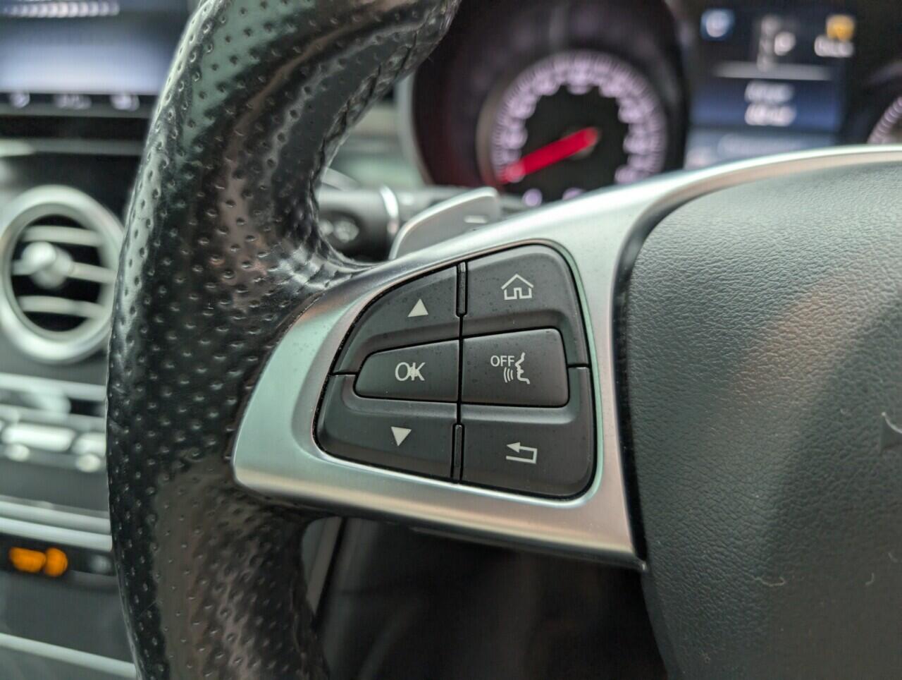 Used Mercedes-Benz GLC 2017 for sale - 76425772: Photo 18