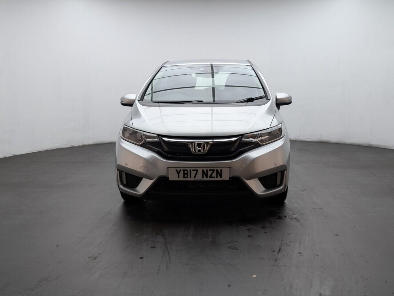 Used Honda Jazz 2017 for sale - 76550798: Photo 13