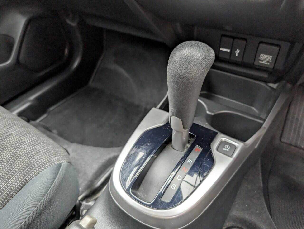 Used Honda Jazz 2017 for sale - 76550798: Photo 26