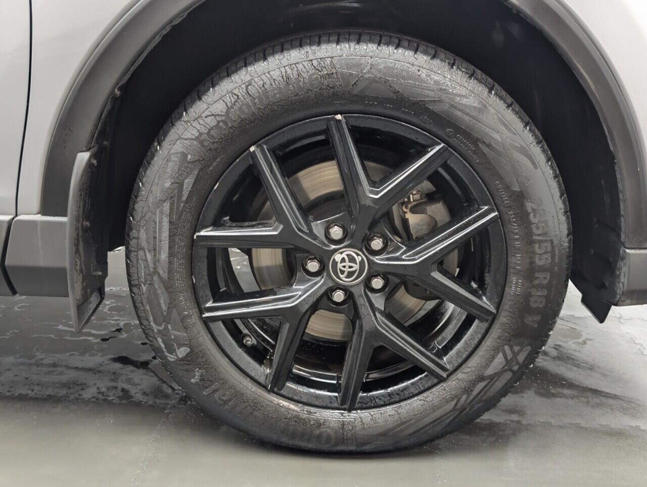 Used Toyota RAV4 2018 for sale - 77057242: Photo 10