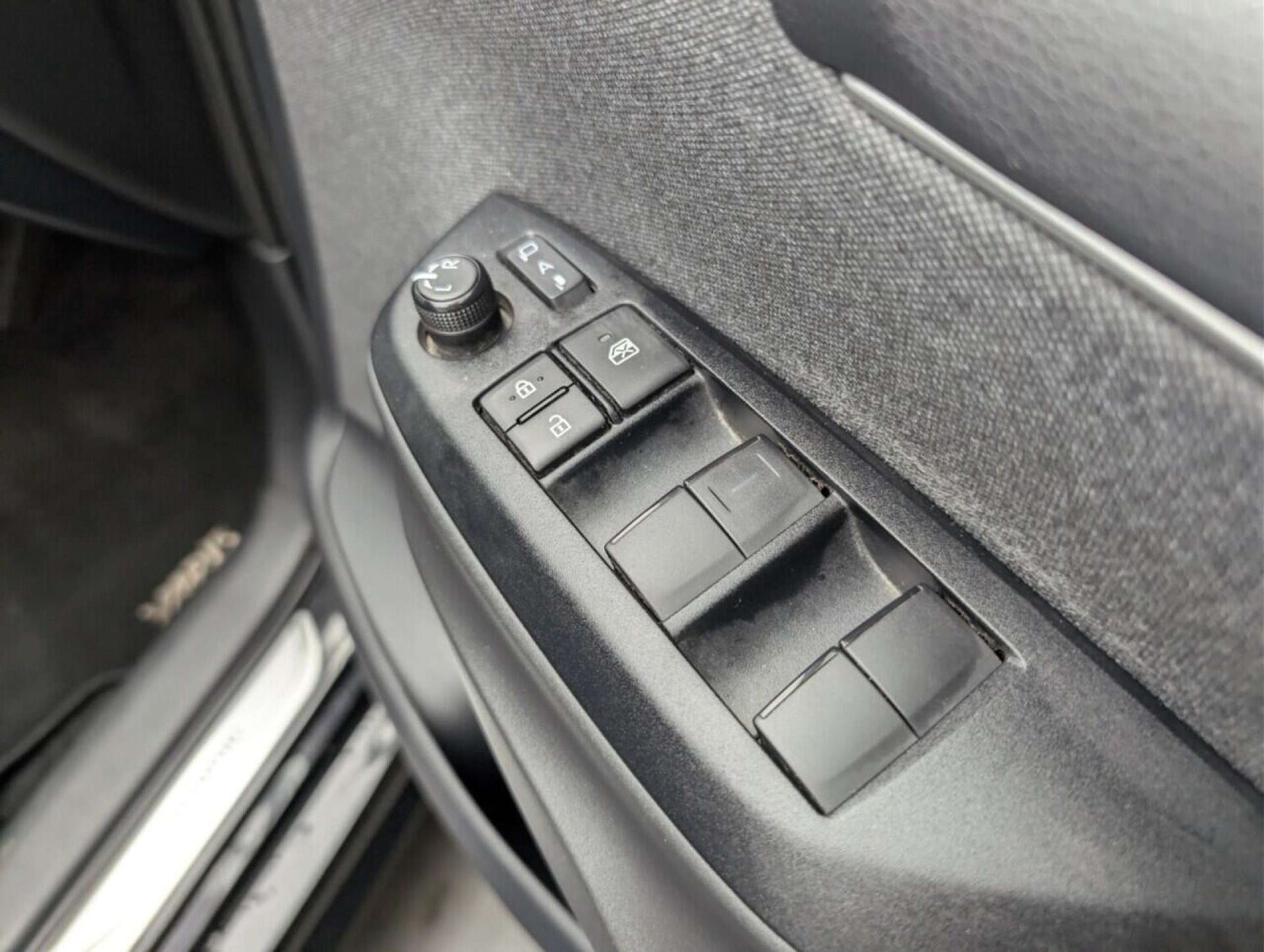 Used Toyota Yaris 2022 for sale - 77713195: Photo 20