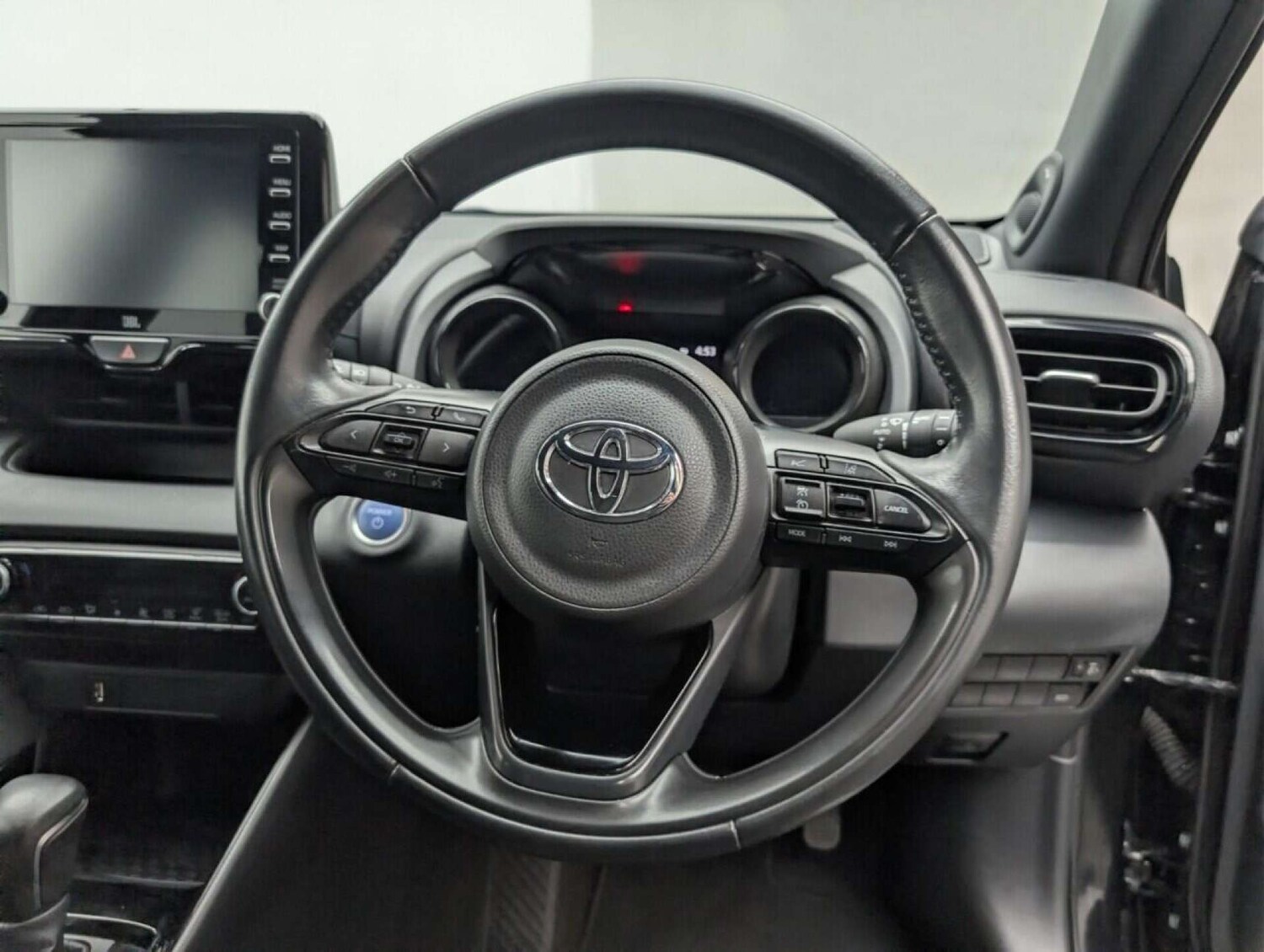 Used Toyota Yaris 2022 for sale - 77713195: Photo 21