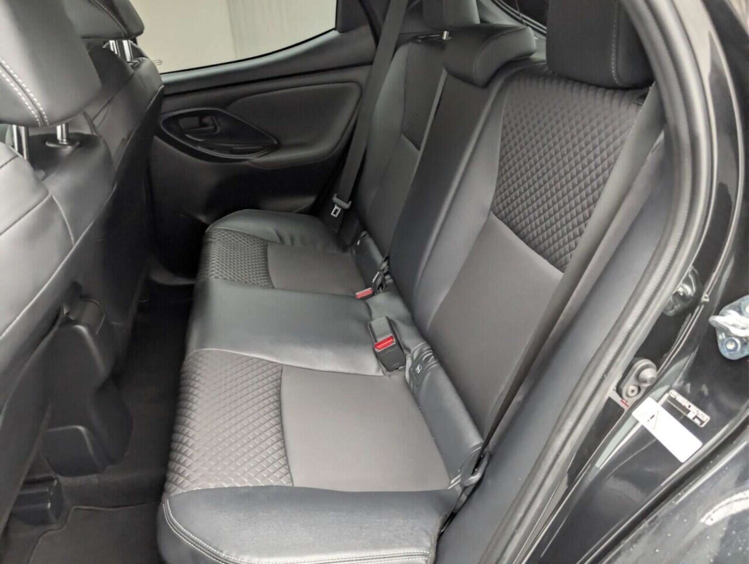 Used Toyota Yaris 2022 for sale - 77713195: Photo 25