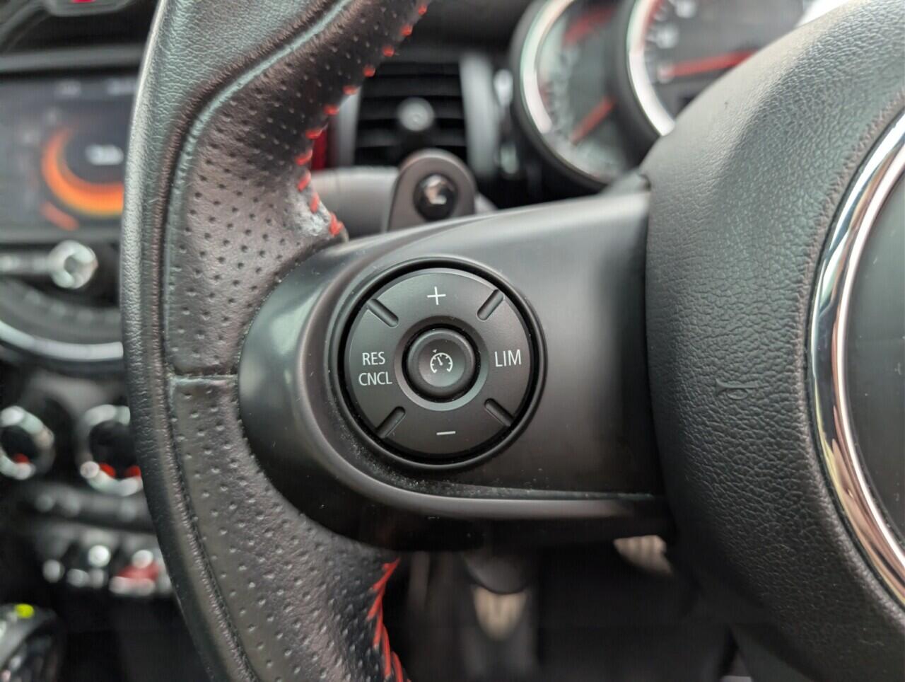 Used MINI Hatch 2017 for sale - 76561123: Photo 17