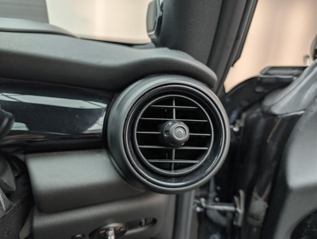 Used MINI Hatch 2017 for sale - 76561123: Photo 19