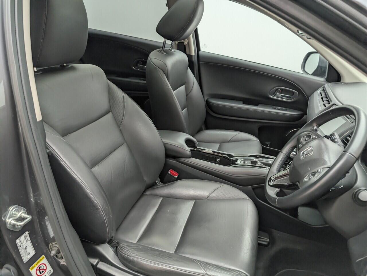 Used Honda HR-V 2015 for sale - 77081621: Photo 12