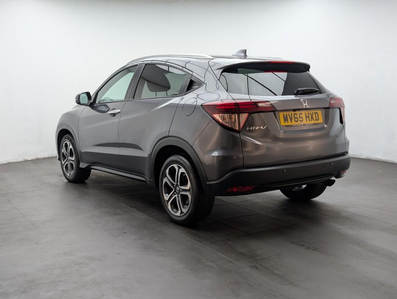 Used Honda HR-V 2015 for sale - 77081621: Photo 6