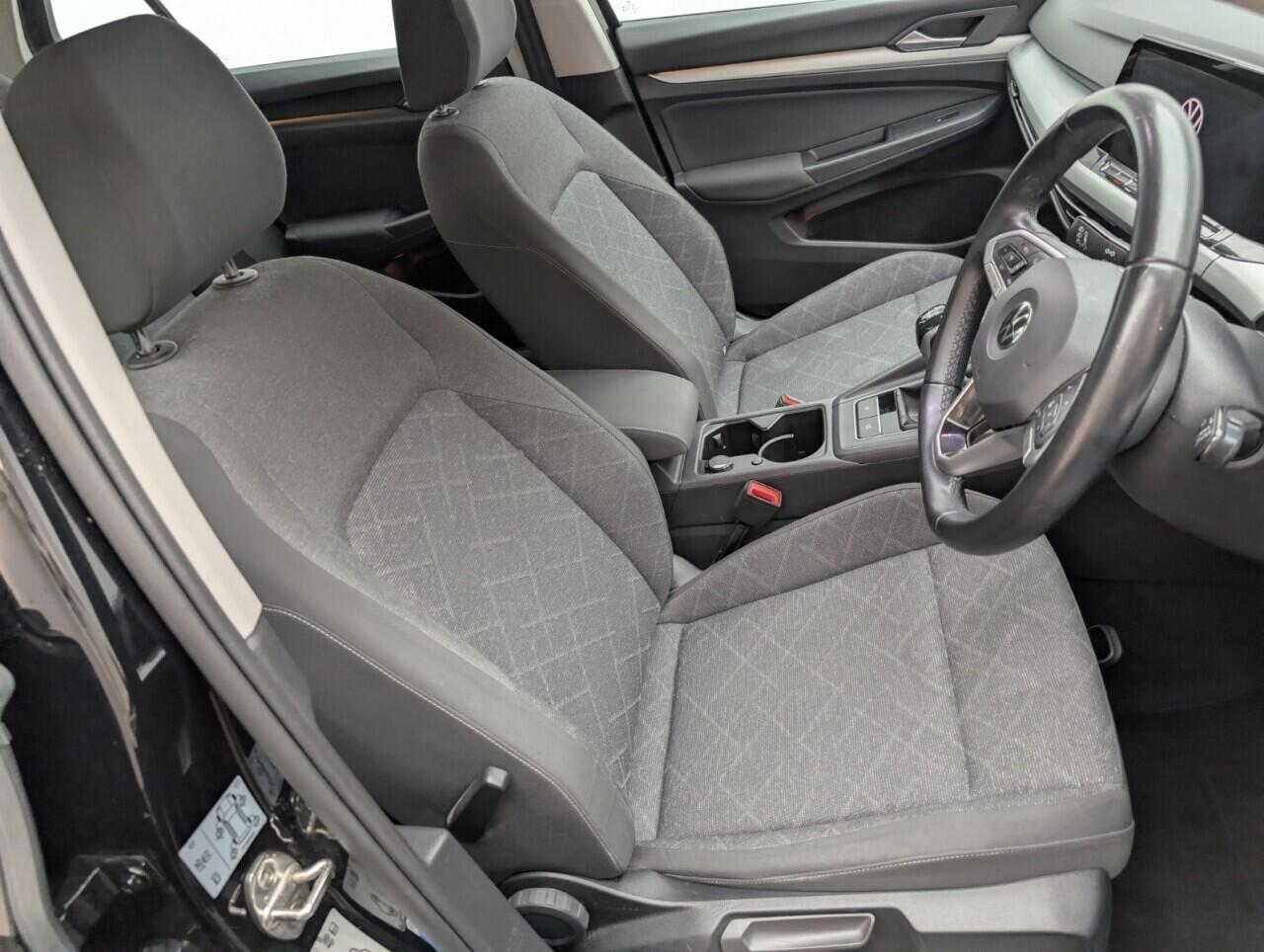 Used Volkswagen Golf 2020 for sale - 76422739: Photo 12