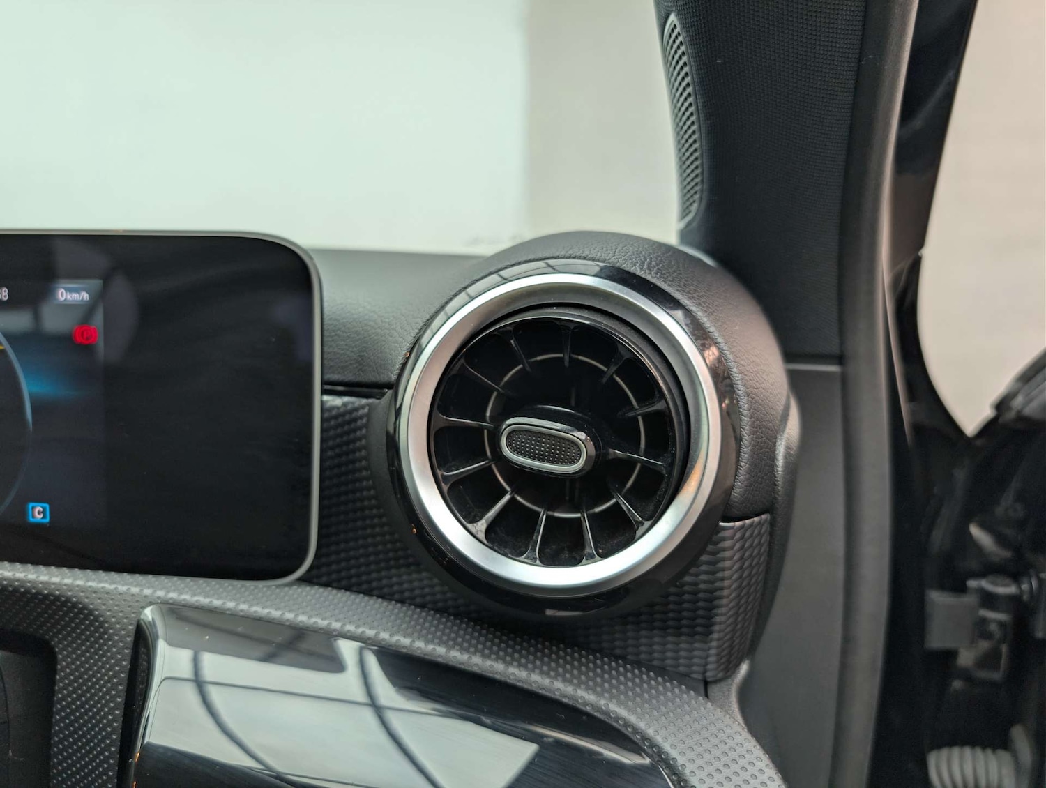 Used Mercedes-Benz A-Class 2019 for sale - 77980254: Photo 21