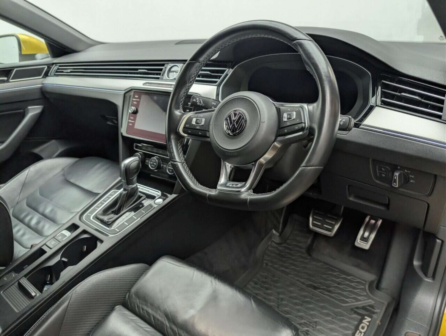 Used Volkswagen Arteon 2017 for sale - 77765800: Photo 11