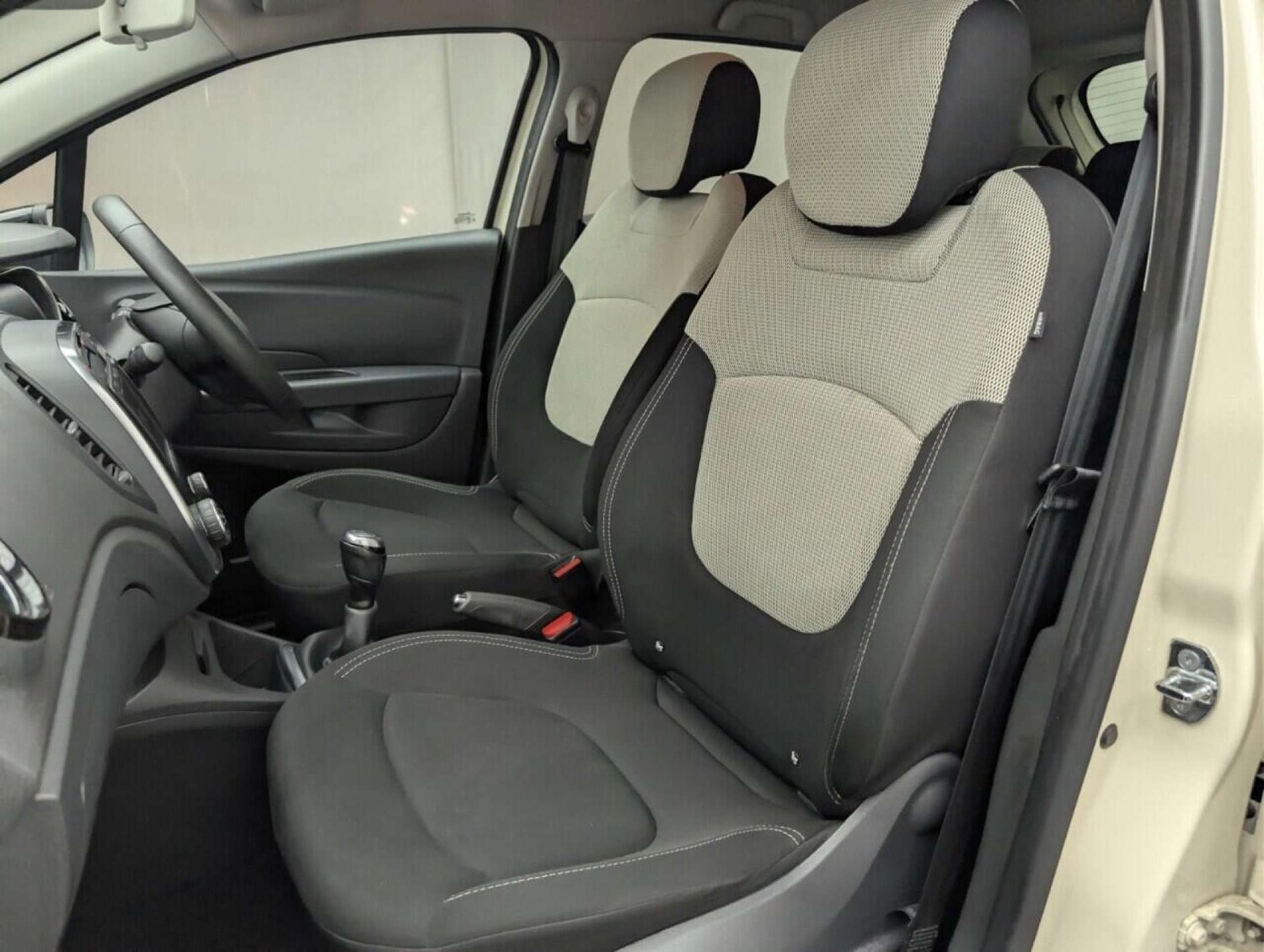 Used Renault Captur 2019 for sale - 77714323: Photo 26