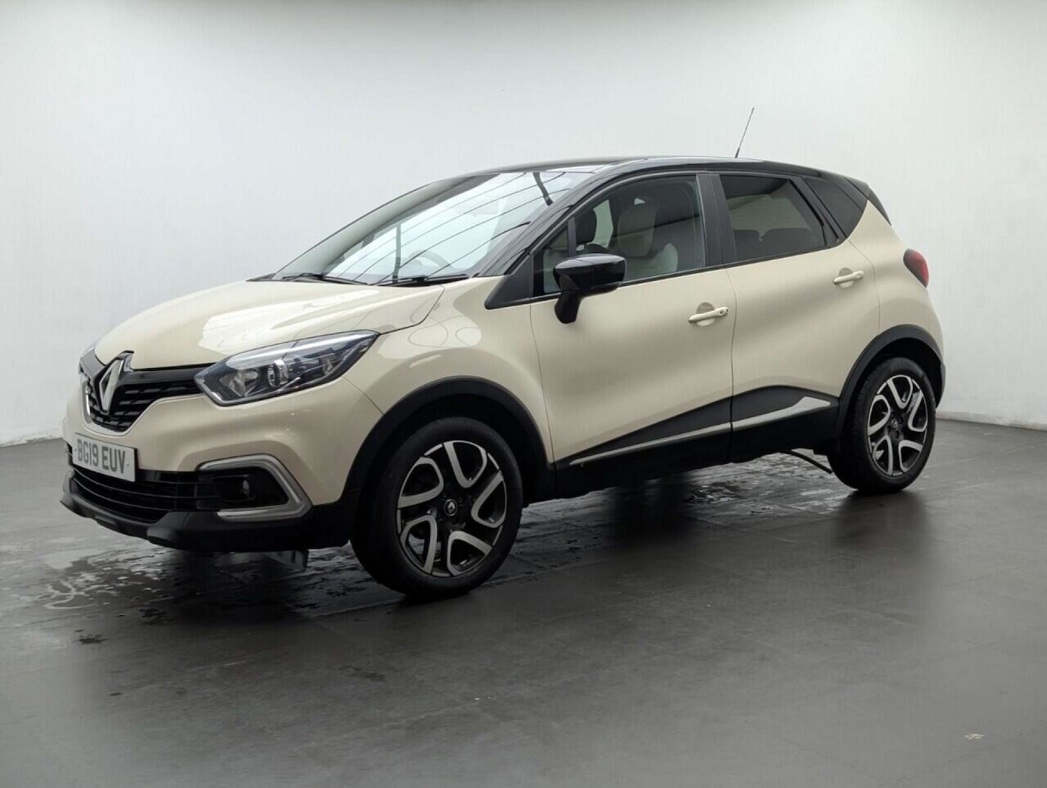 Used Renault Captur 2019 for sale - 77714323: Photo 4