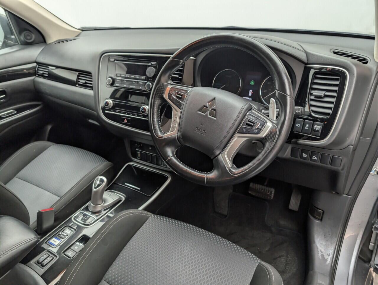 Used Mitsubishi Outlander 2021 for sale - 76899699: Photo 11
