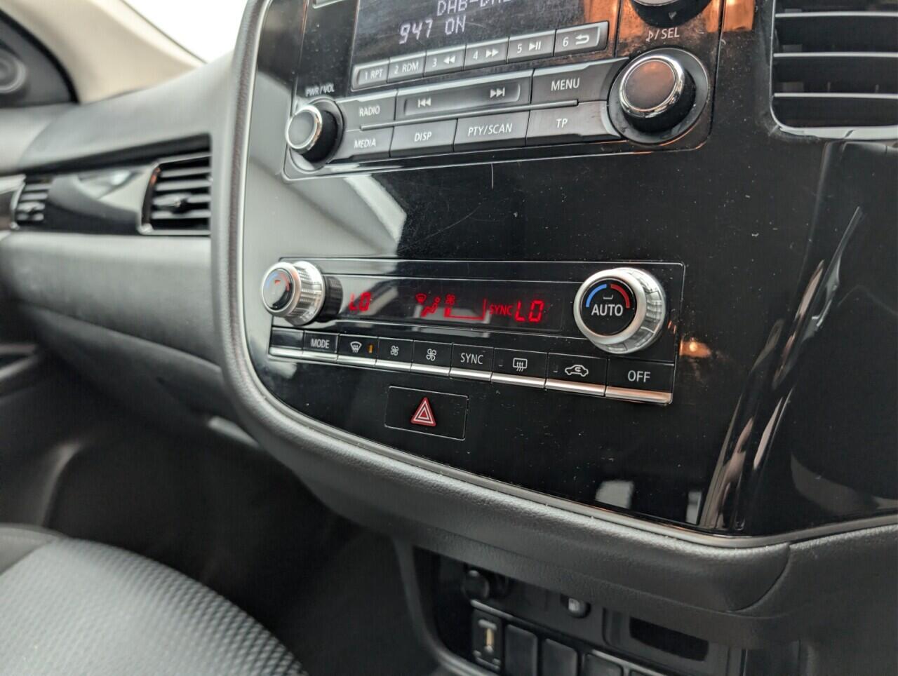 Used Mitsubishi Outlander 2021 for sale - 76899699: Photo 14