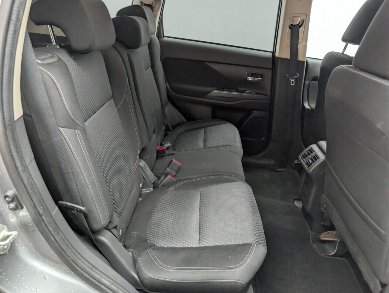 Used Mitsubishi Outlander 2021 for sale - 76899699: Photo 22