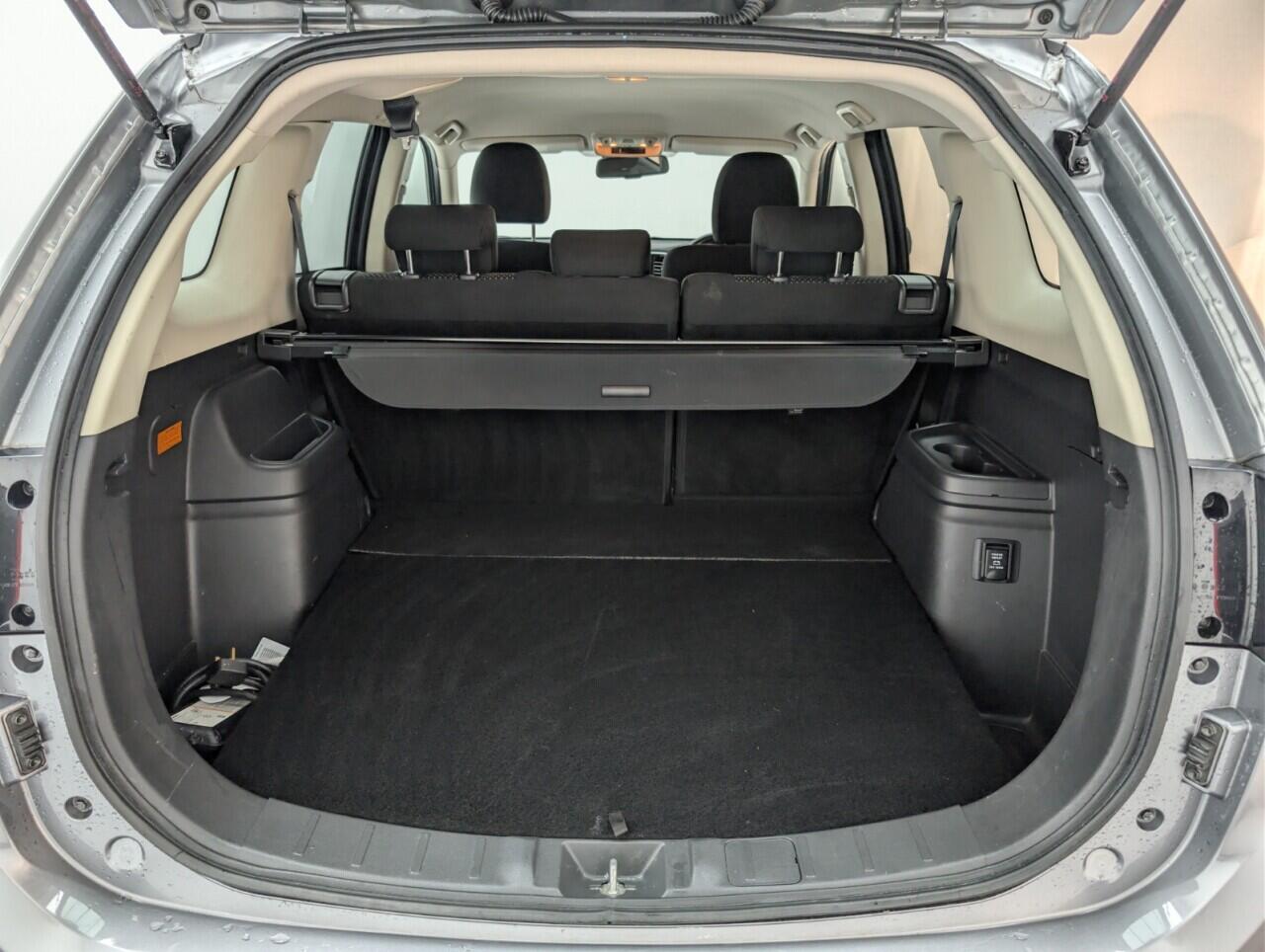 Used Mitsubishi Outlander 2021 for sale - 76899699: Photo 23