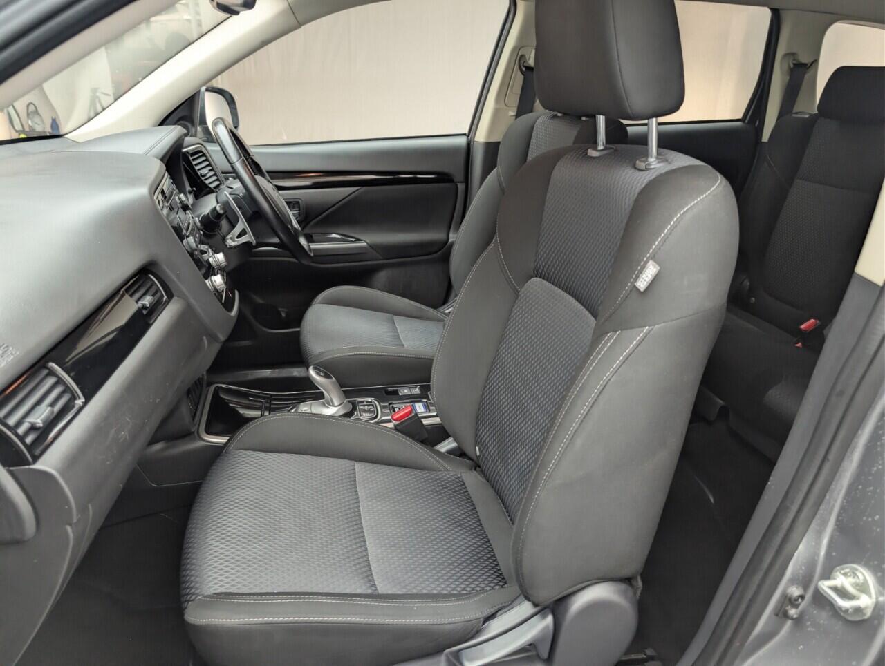 Used Mitsubishi Outlander 2021 for sale - 76899699: Photo 25