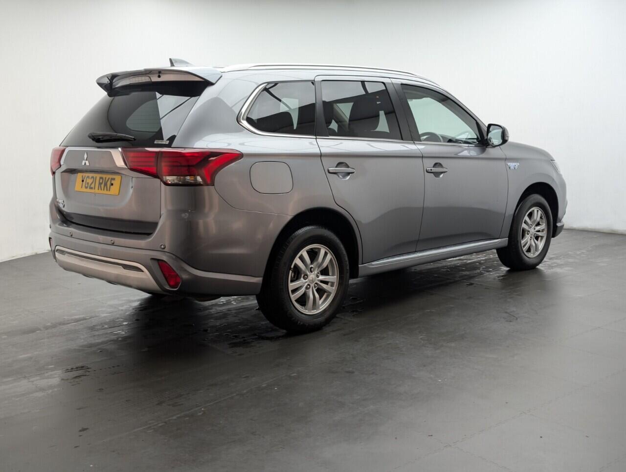 Used Mitsubishi Outlander 2021 for sale - 76899699: Photo 8