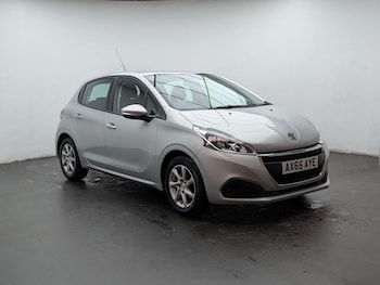 Used Peugeot 208 2016 for sale - 78593436: Photo