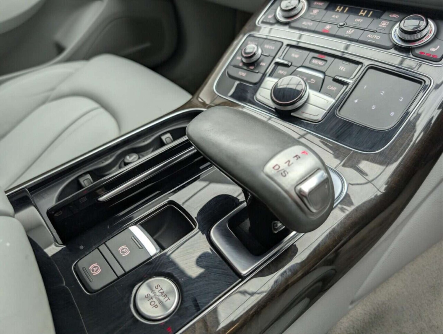 Used Audi A8 2016 for sale - 77713971: Photo 15