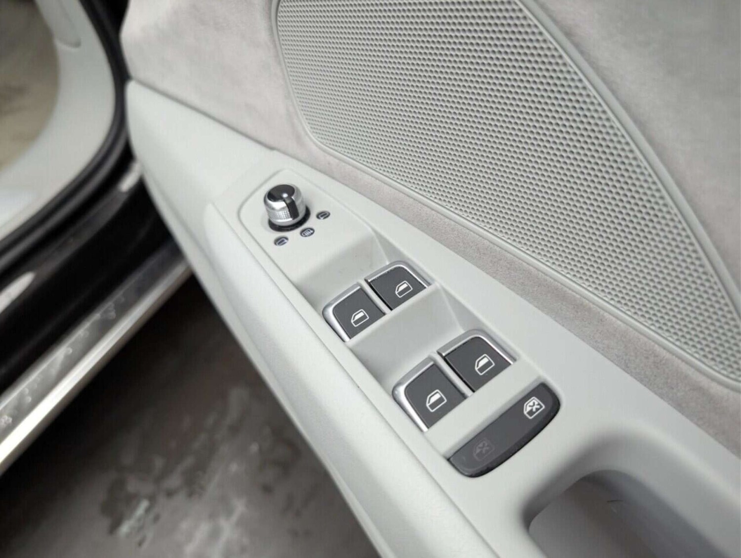 Used Audi A8 2016 for sale - 77713971: Photo 18