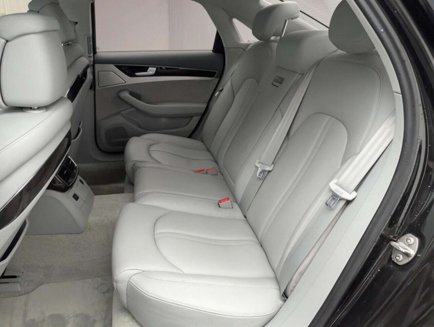 Used Audi A8 2016 for sale - 77713971: Photo 24