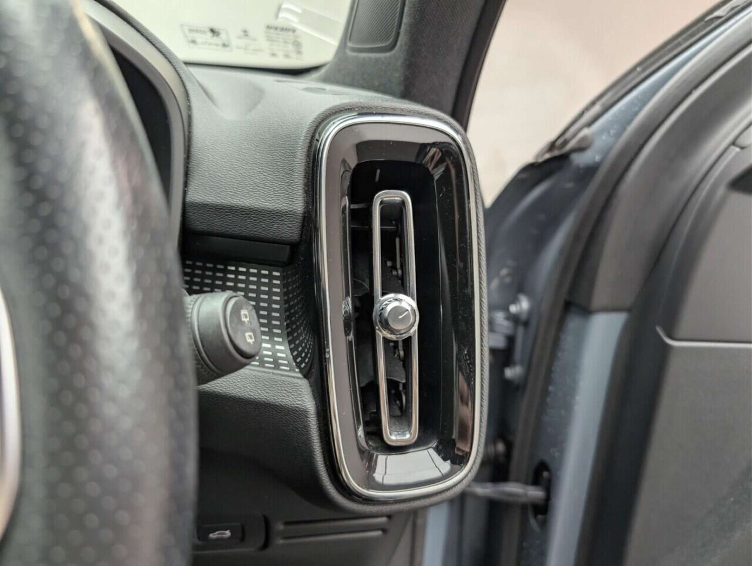 Used Volvo XC40 2020 for sale - 77714197: Photo 19