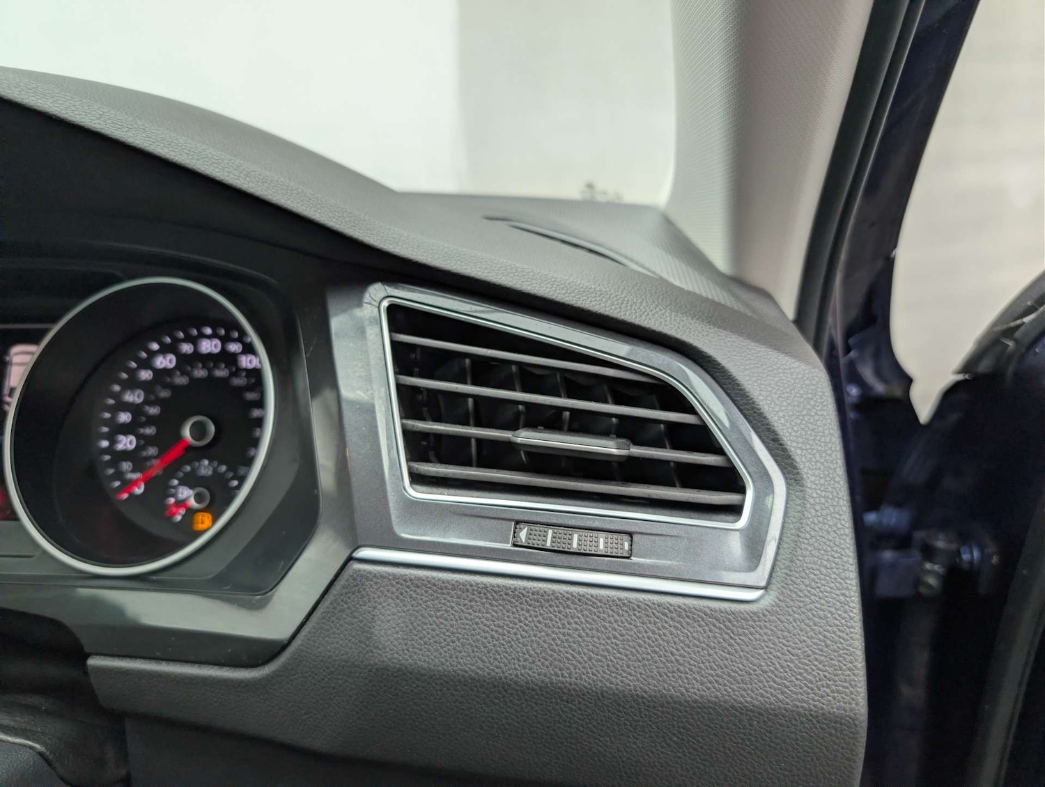 Used Volkswagen Tiguan 2019 for sale - 77780947: Photo 27