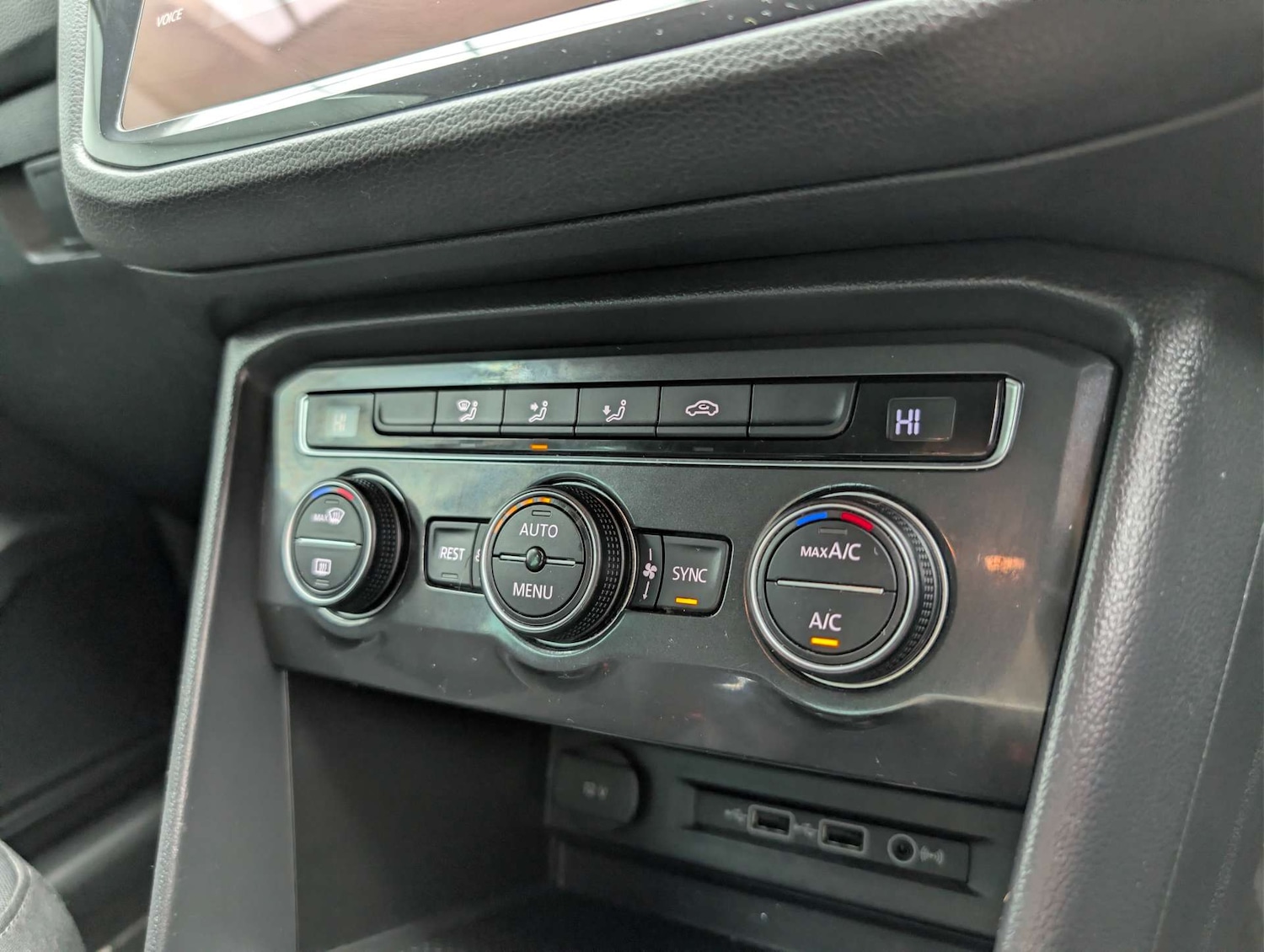 Used Volkswagen Tiguan 2019 for sale - 77780947: Photo 32