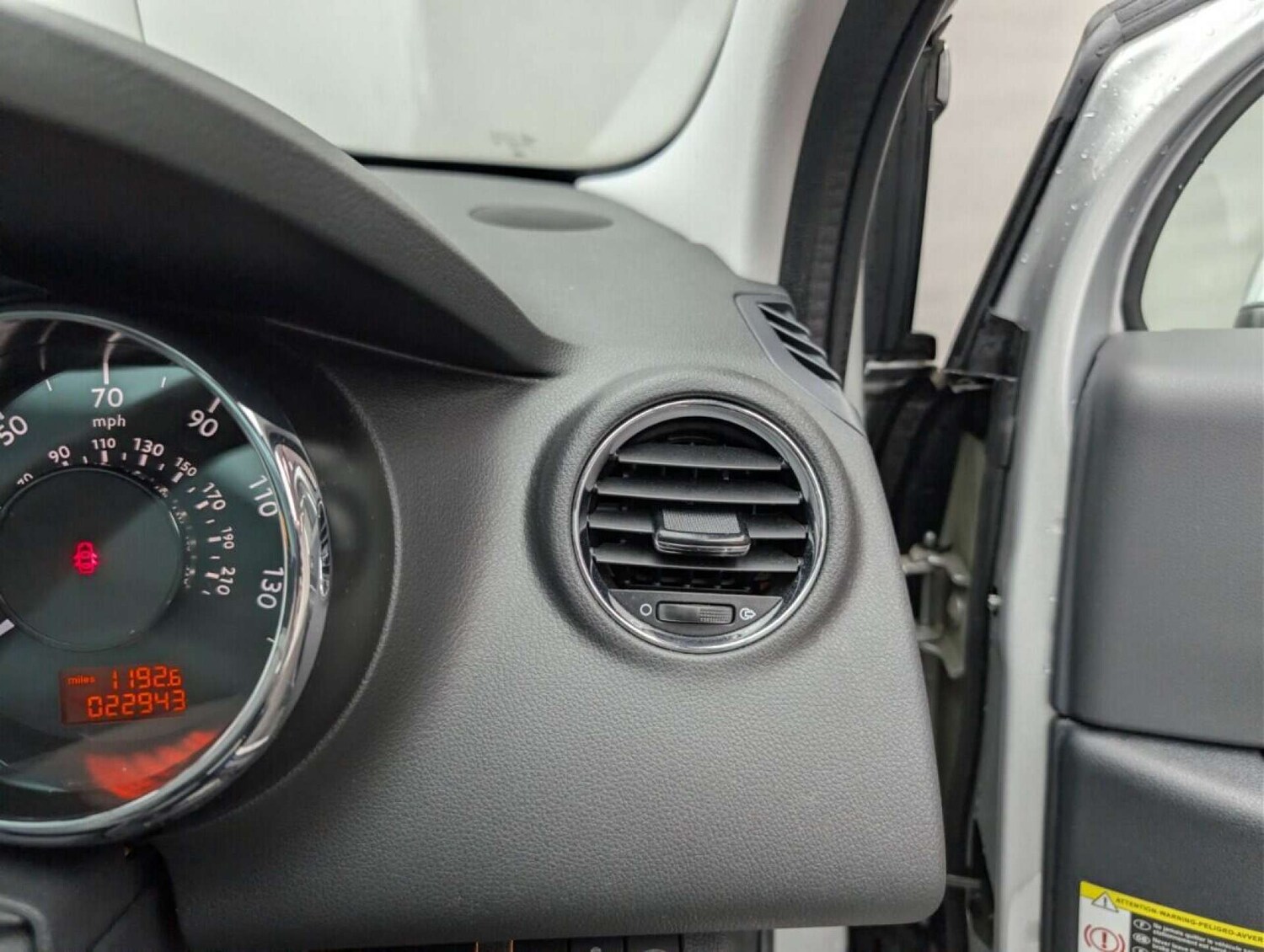 Used Peugeot 3008 2017 for sale - 77714093: Photo 17