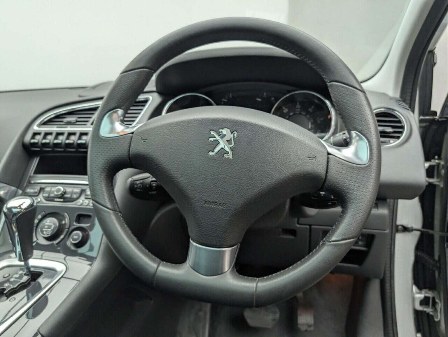 Used Peugeot 3008 2017 for sale - 77714093: Photo 19