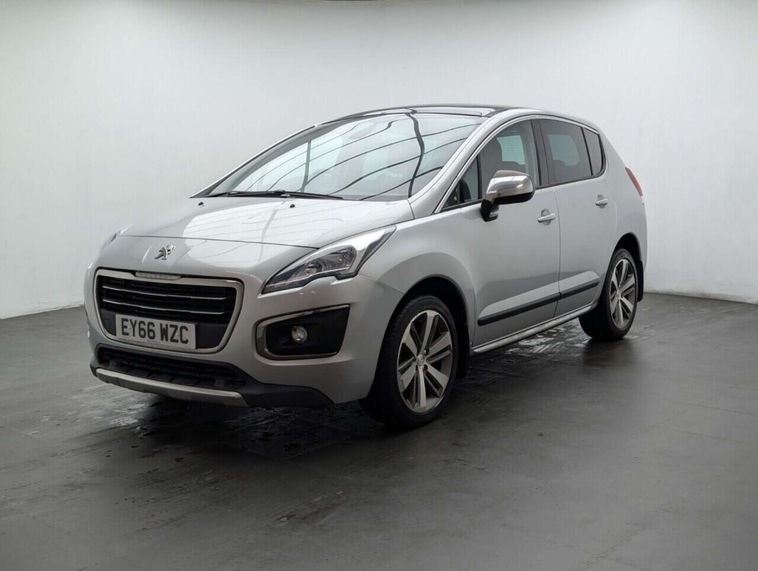 Used Peugeot 3008 2017 for sale - 77714093: Photo 4